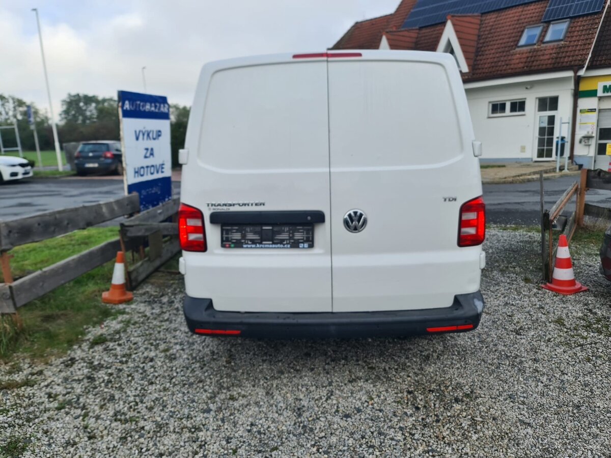 VW Transportér T6 2,0 TDi 75 kw 07/2016 - 6