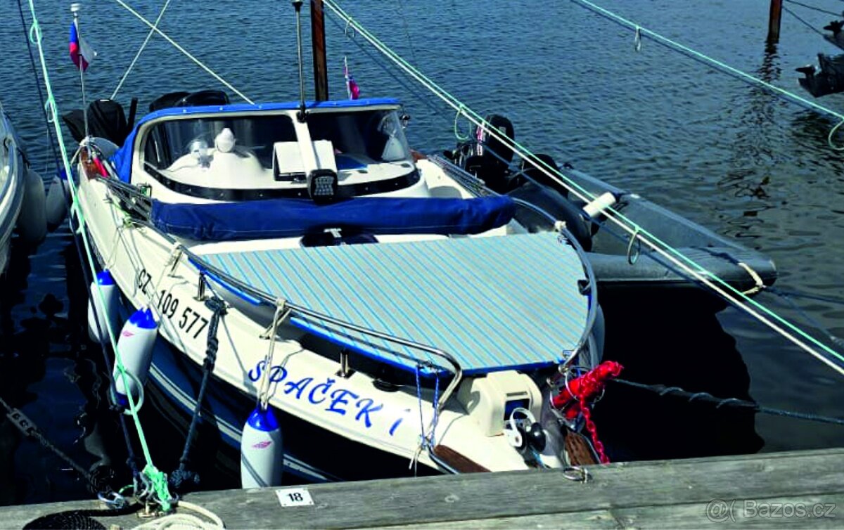 Motorový člun Quicksilver 550 - 6