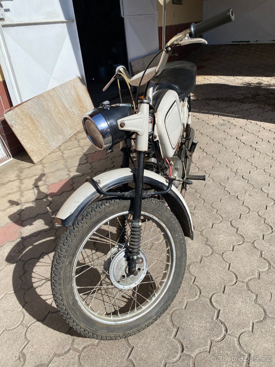 Jawa 23 Mustang - 6