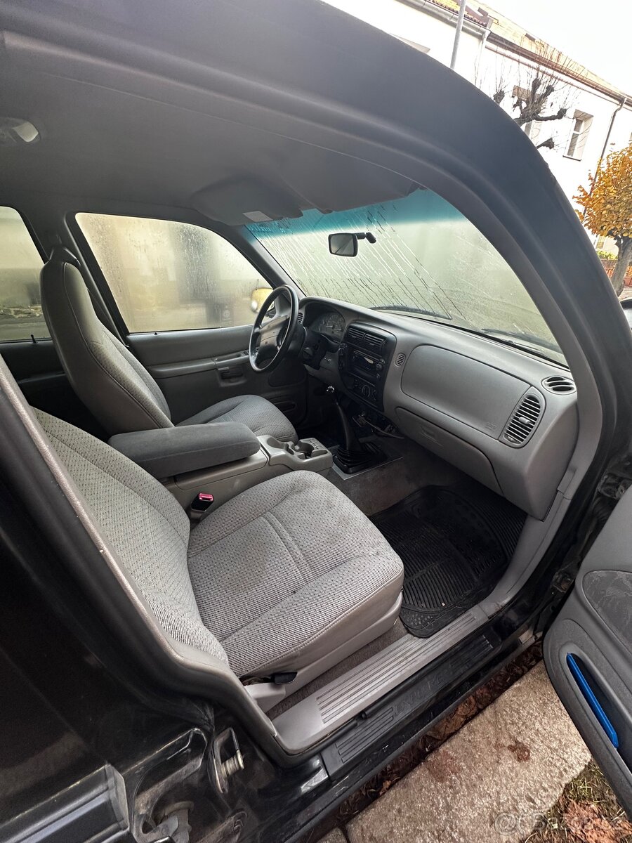 Ford Explorer 4.0 OHV 1997 - 6