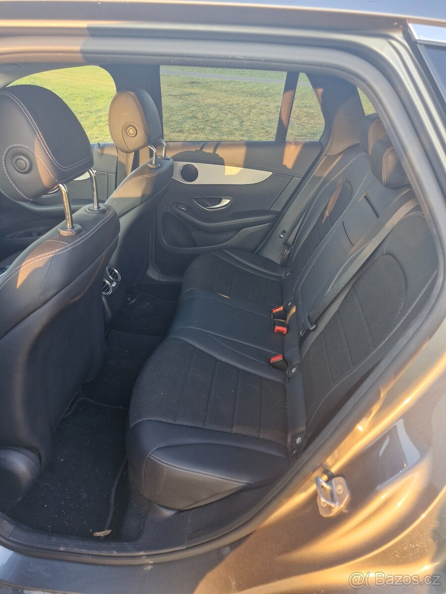 Mercedes Benz GLC - 6