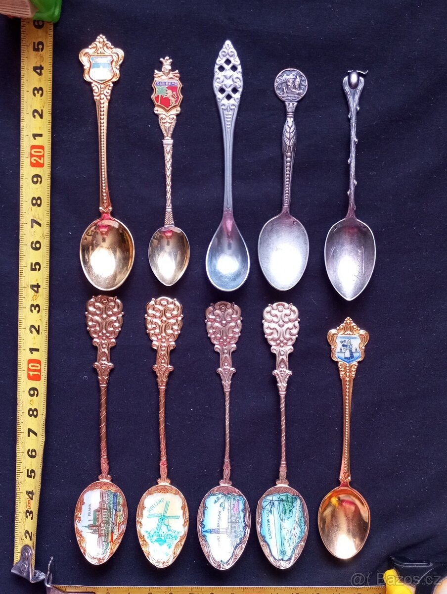Sběratelské lžičky, vidličky, nože - celkem 106 ks - 6