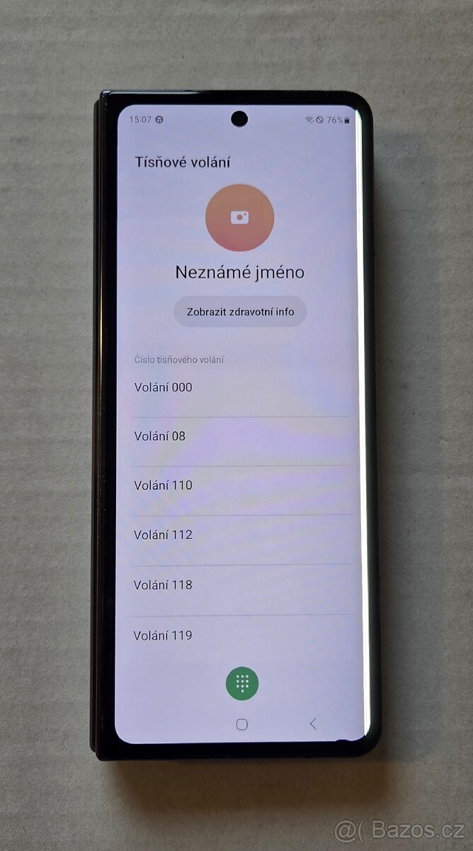 Samsung Galaxy Z Fold 4 poškozený - 6