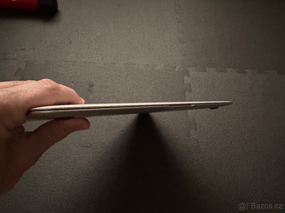 MacBook Air 13 - 6