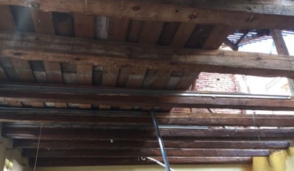 Staré trámy staré krovy ze starých objektů - 6