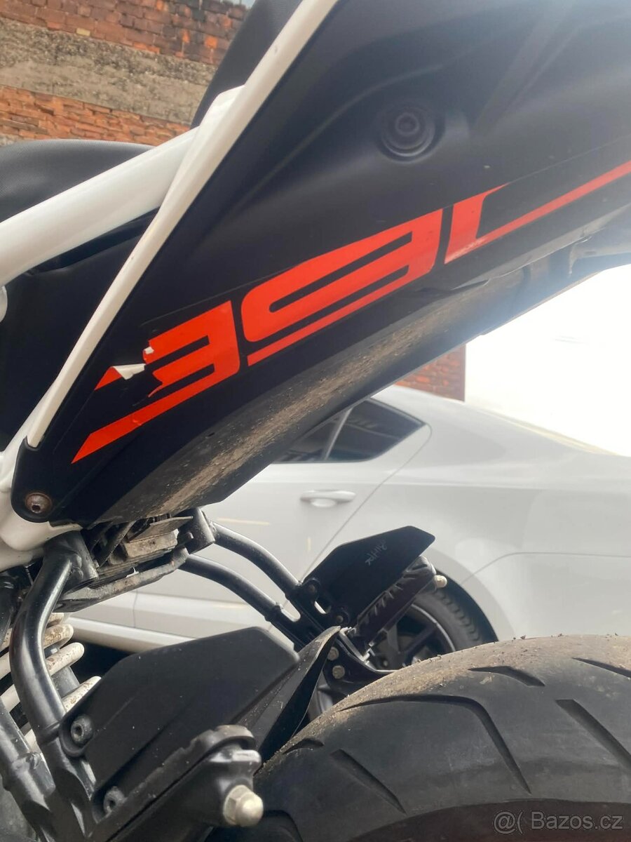 KTM Duke 390 - 6