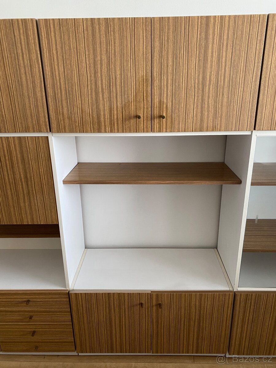 RETRO OBÝVACÍ STĚNA - 6