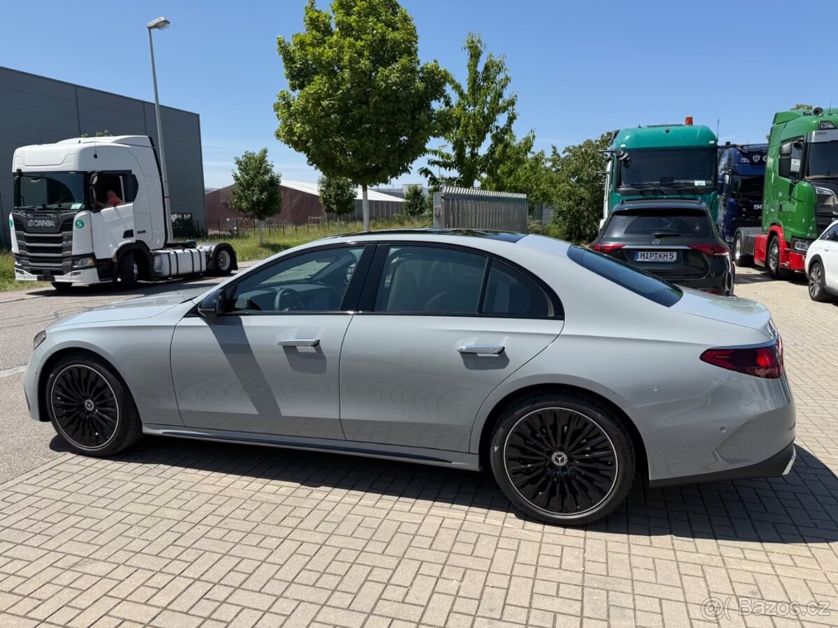 Mercedes-Benz E 200 - 6