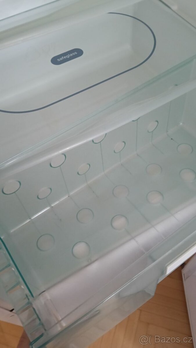 Lednice z mrazákem Whirlpool - 6