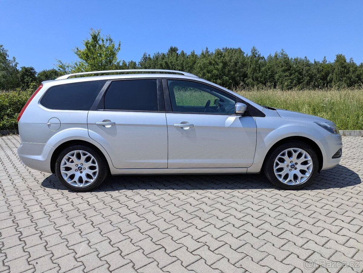 Ford Focus Combi II 1.6i 16V Sport Paket, 2010 - 6