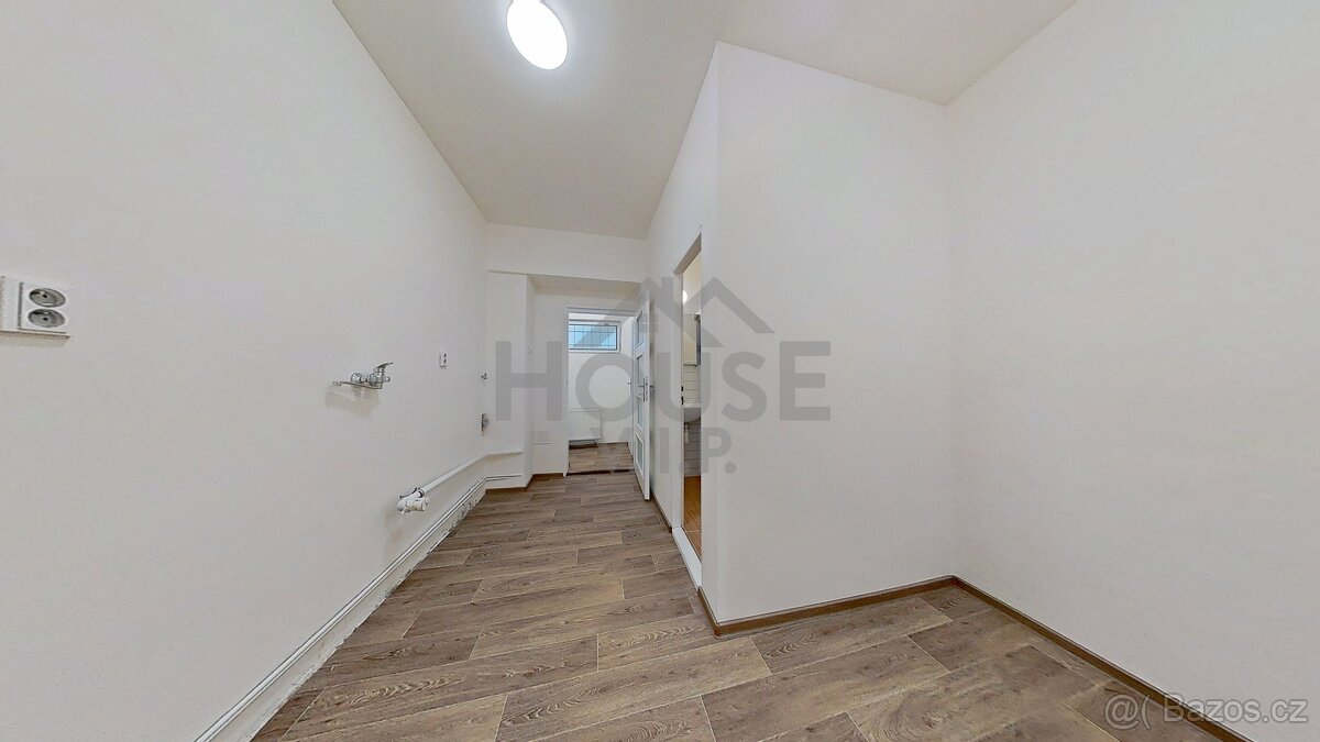 Prodej bytu 1+1 29 m², Praha 3 - Žižkov, ev.č. 01041 - 6