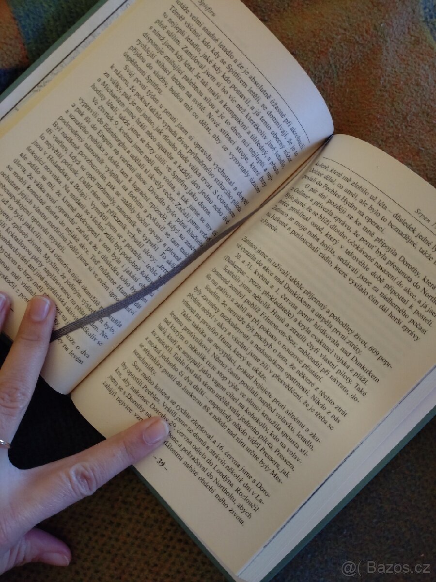 Kniha Pilot Spitfiru - David Moore Crook - 6