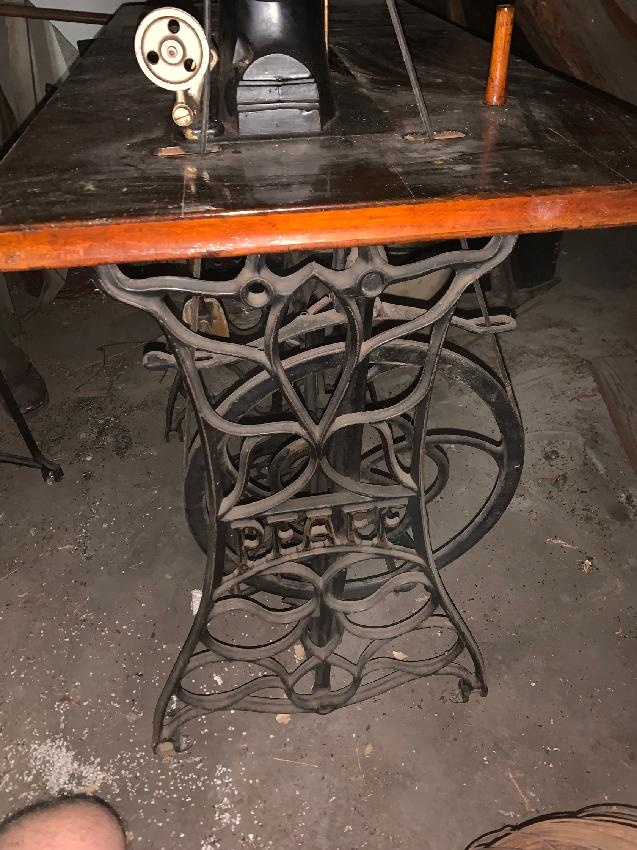 LADA, PFAFF, R&G - 6