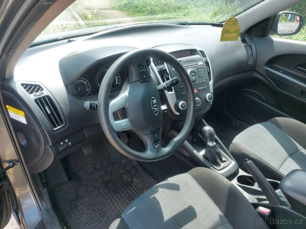 Kia Ceed 2010 - 2012 facelift náh. díly - 6