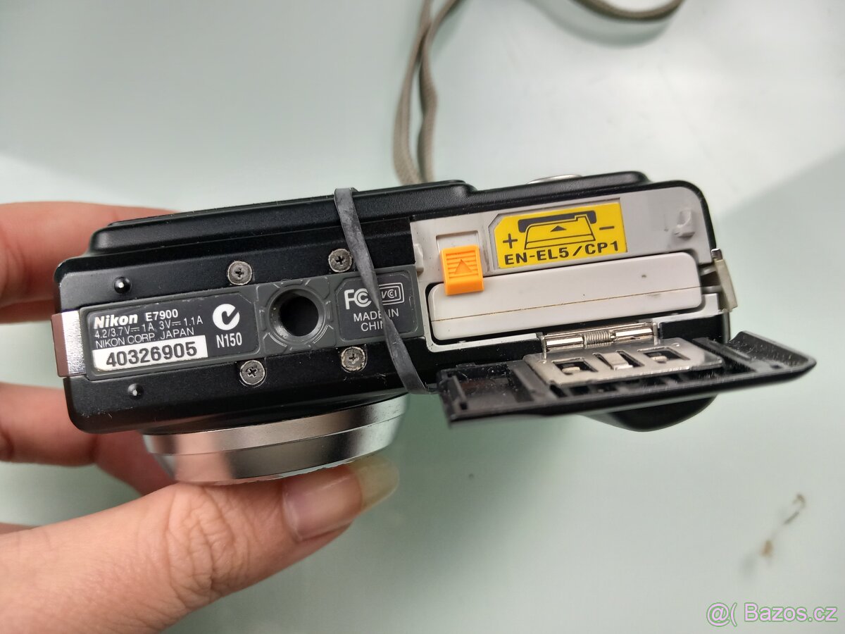 Nikon Coolpix 7900 - 6