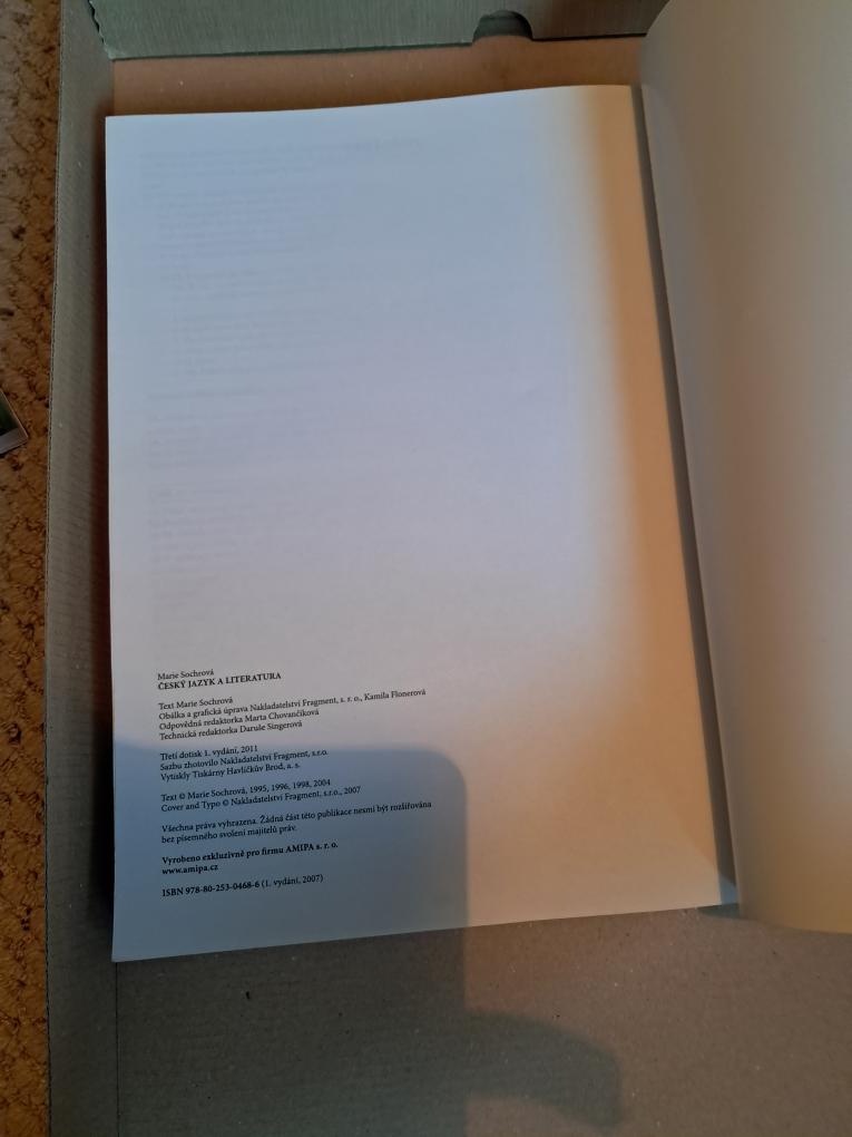 Český jazyk a literatura - M.Sochrová - 6