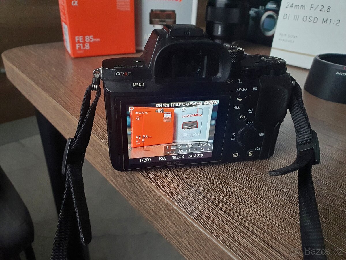 Sony A7RII + 3 objektivy - 6