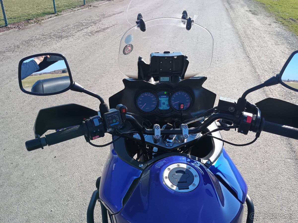 Suzuki DL 650 v-Strom - 6