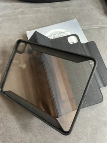 ESR Rebound Hybrid Case 360 - 6