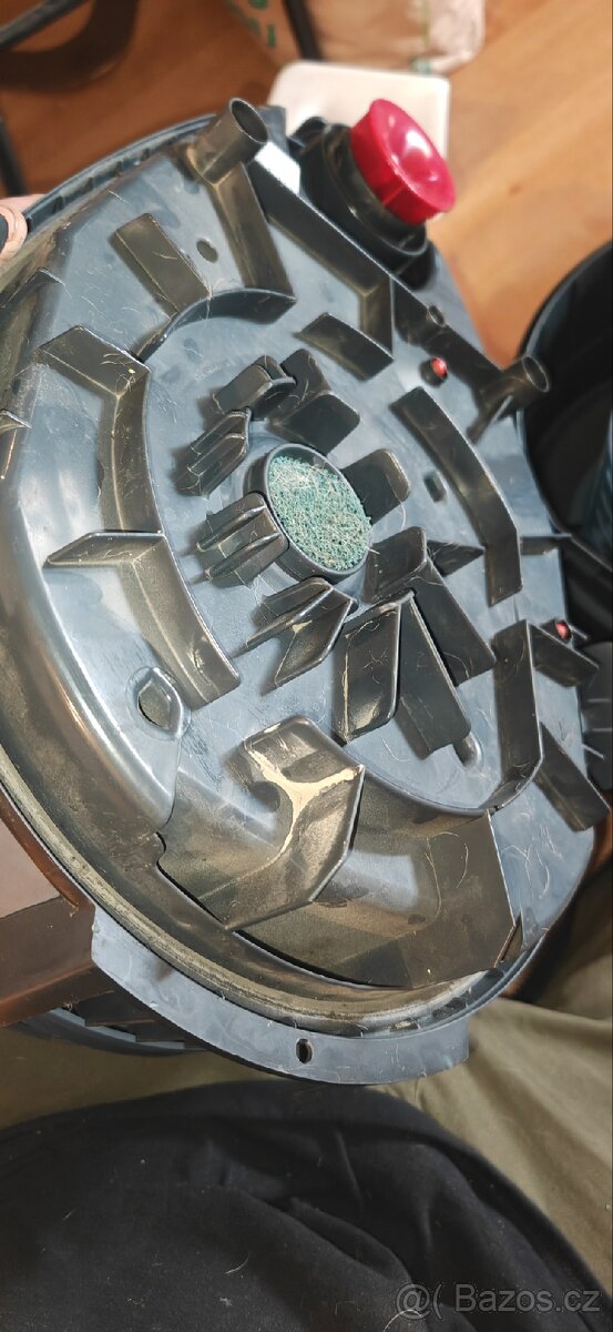 Vysavač Philips Triathlon 1400W - 6