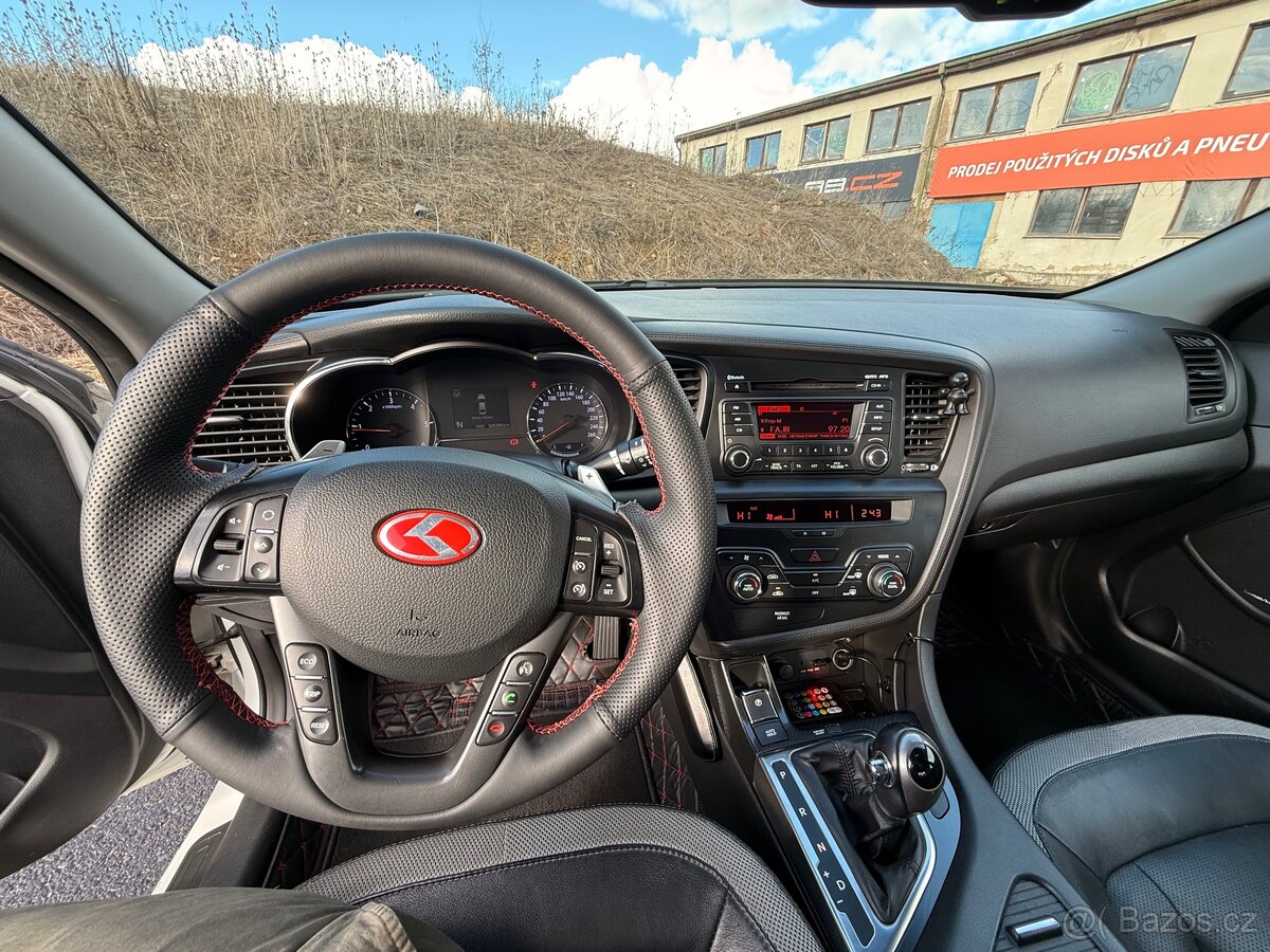 KIA Optima 1.7 CRDi – bílá perleť, nová STK, servisovaná - 6
