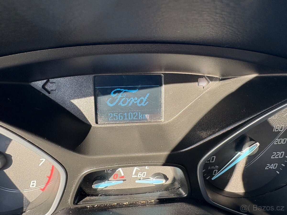 Focus kombi 1,6 i - 6