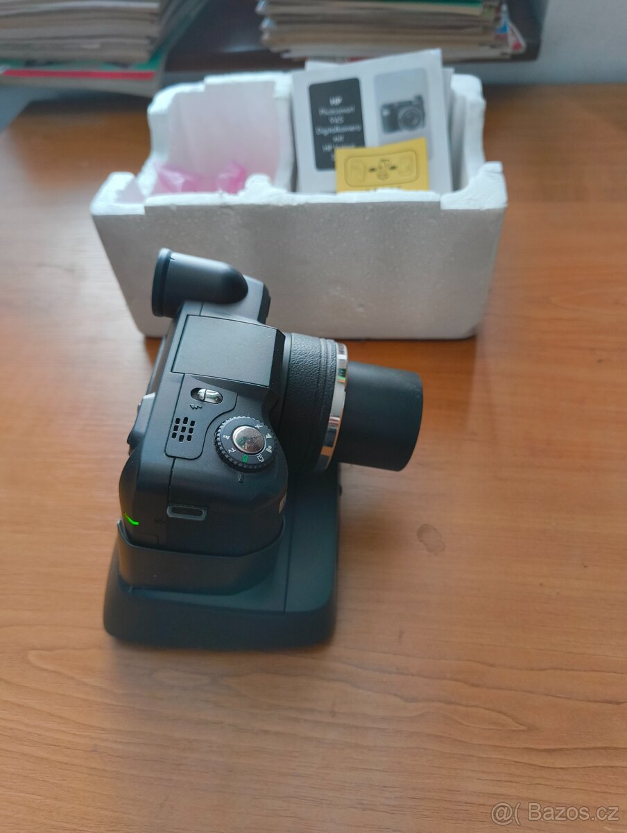 Hewlett-Packard (HP) PhotoSmart 945 - 6