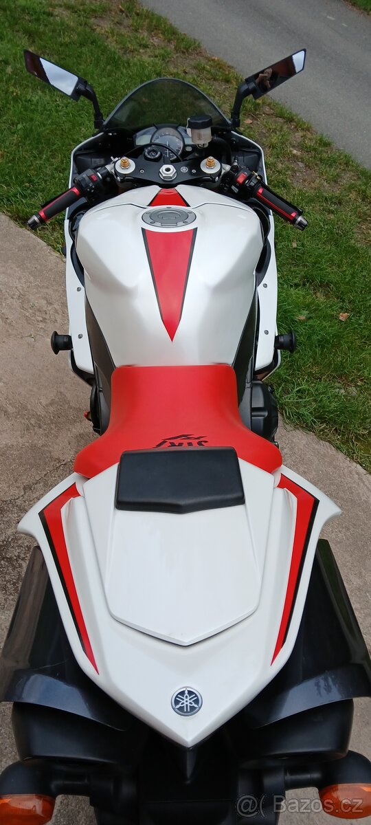 yamaha r1 r.v.2007 - 6