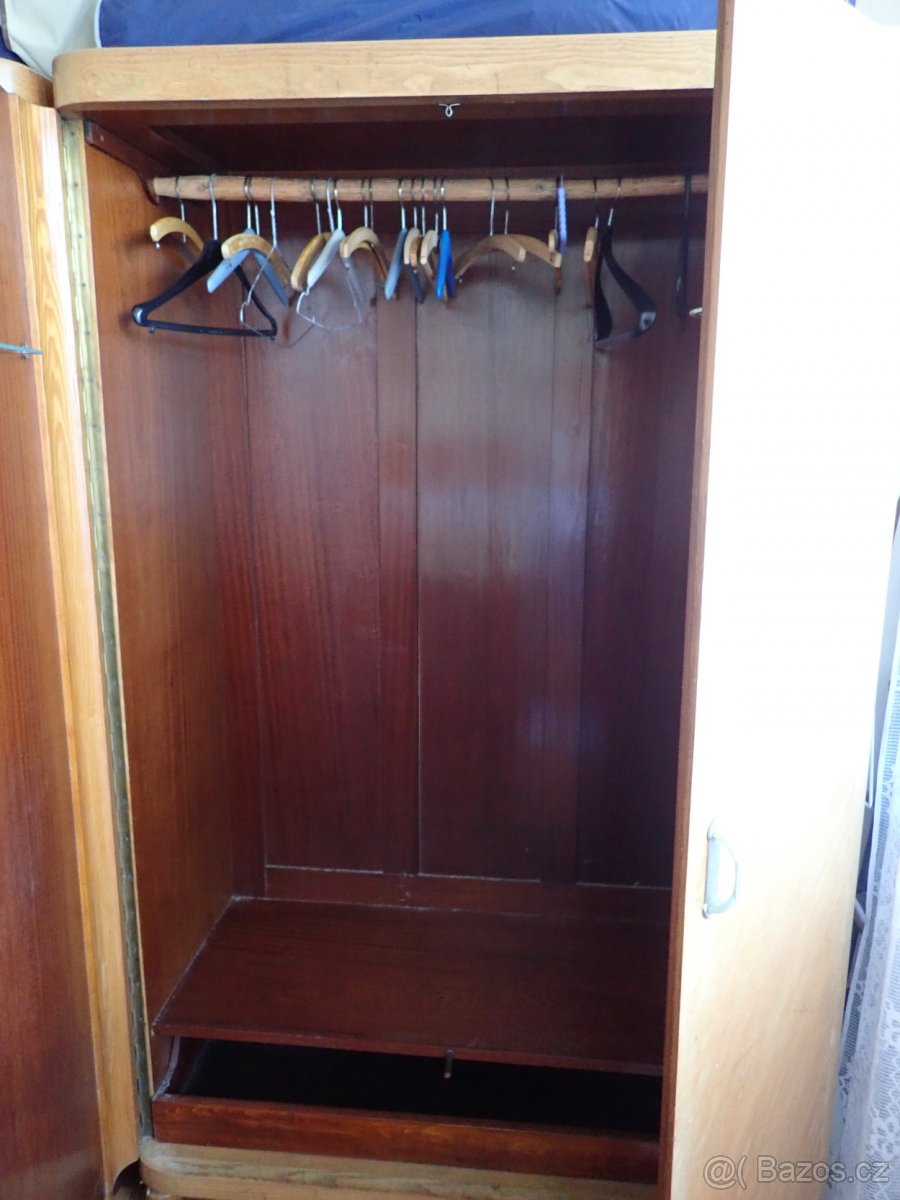 Nabízím starožitný nábytek - 6