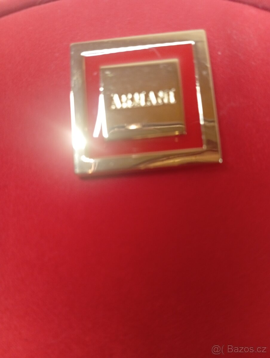 Nová kabelka Tommy Hilfiger, taštička Armani zdarma - 6