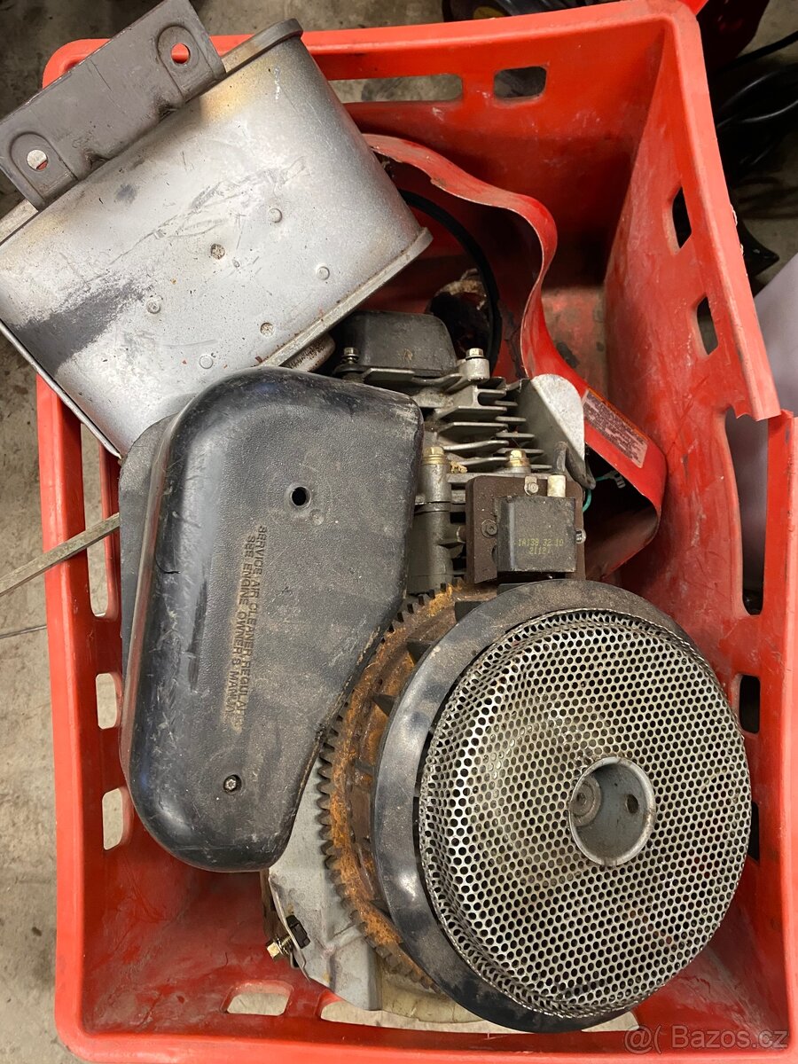 Zahradní traktůrek/sekačka Dolmar - 6