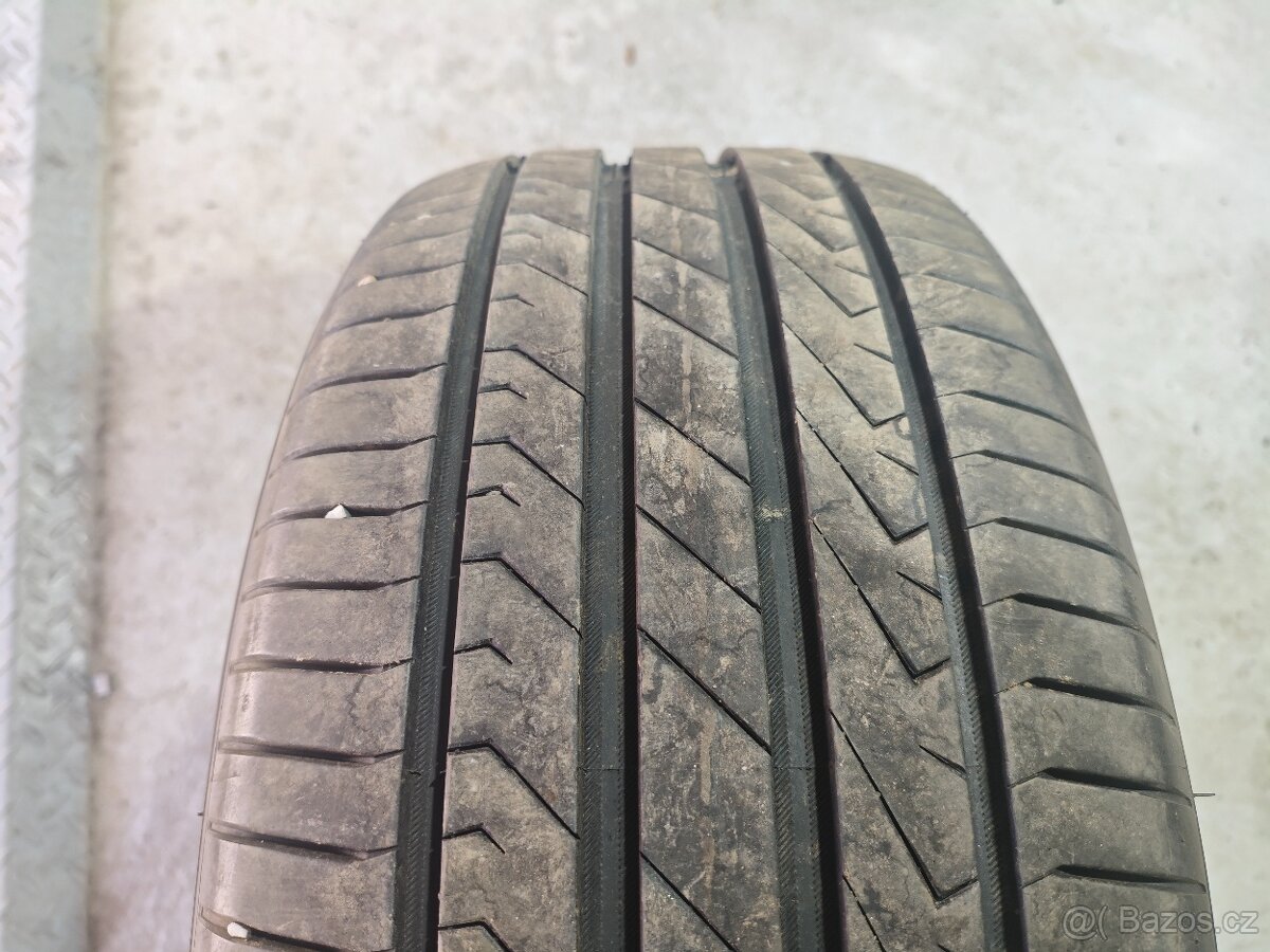 Letní pneu 235/45/18 - 6