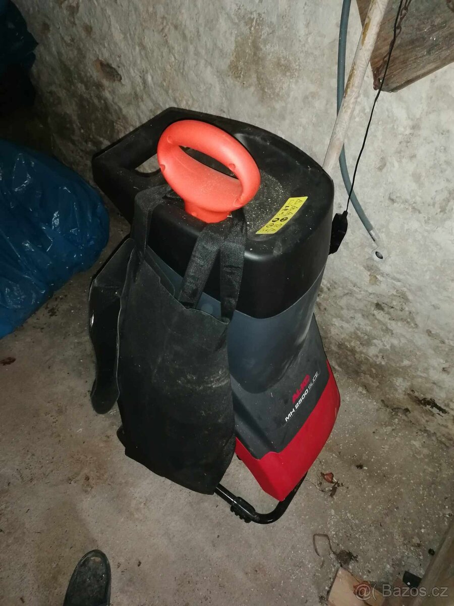 Štěpkovač/ drtič větví - 6