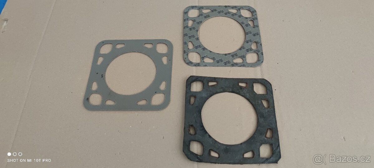 Slavia těsnění pod hlavu - 6