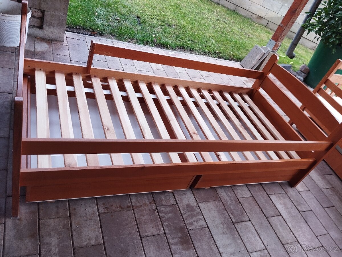 Postel s úložným prostorem - 6