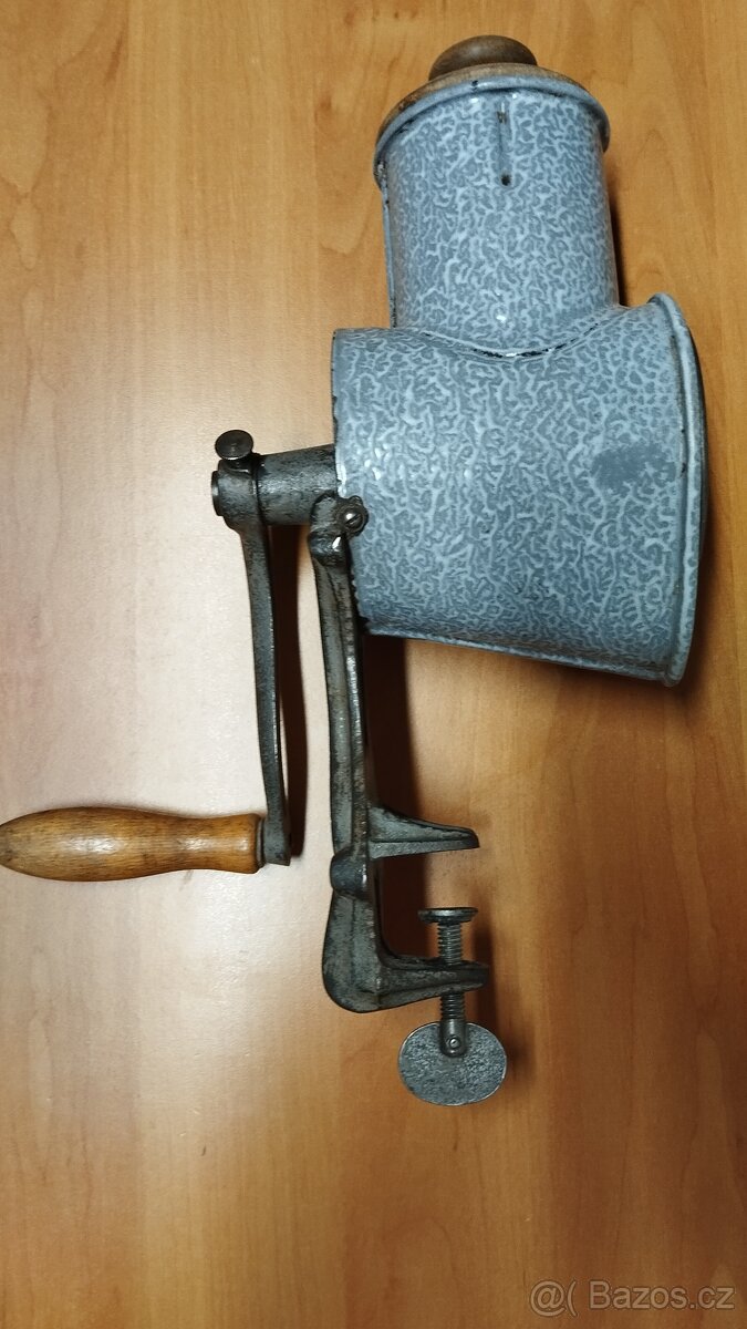 Starožitný zachovalý mlýnek na storuhanku, IDA se smaltem - 6