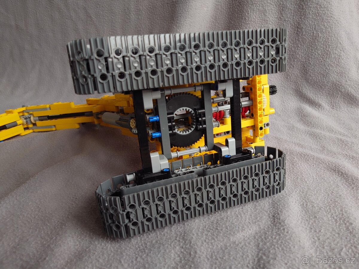 Lego Technic 42006 - 6