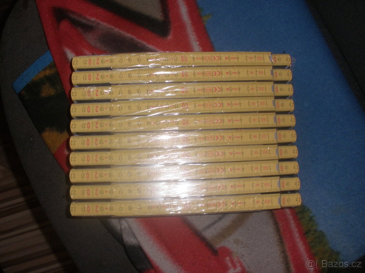 PRACOVNÍ POMŮCKY / METRY / VAŤÁKY - 6