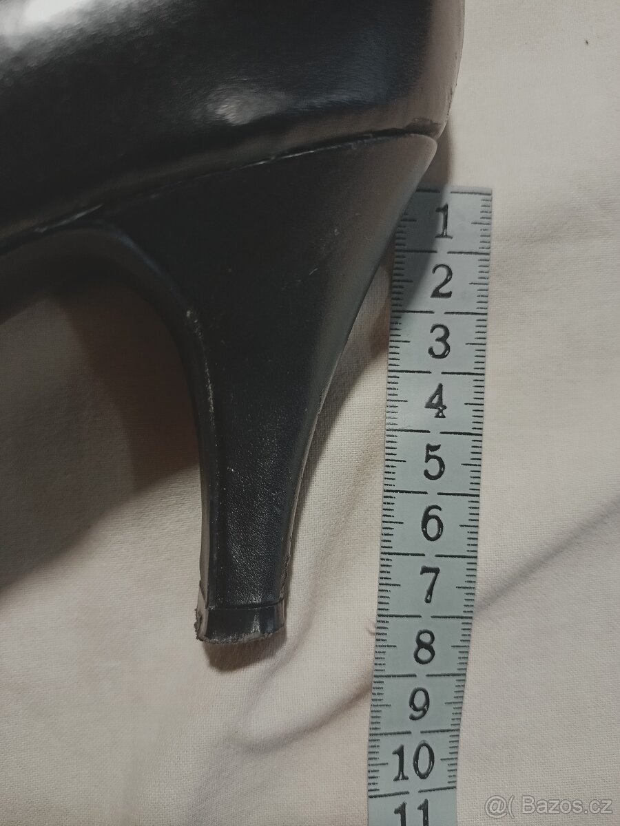 dámské černé lodičky - 6