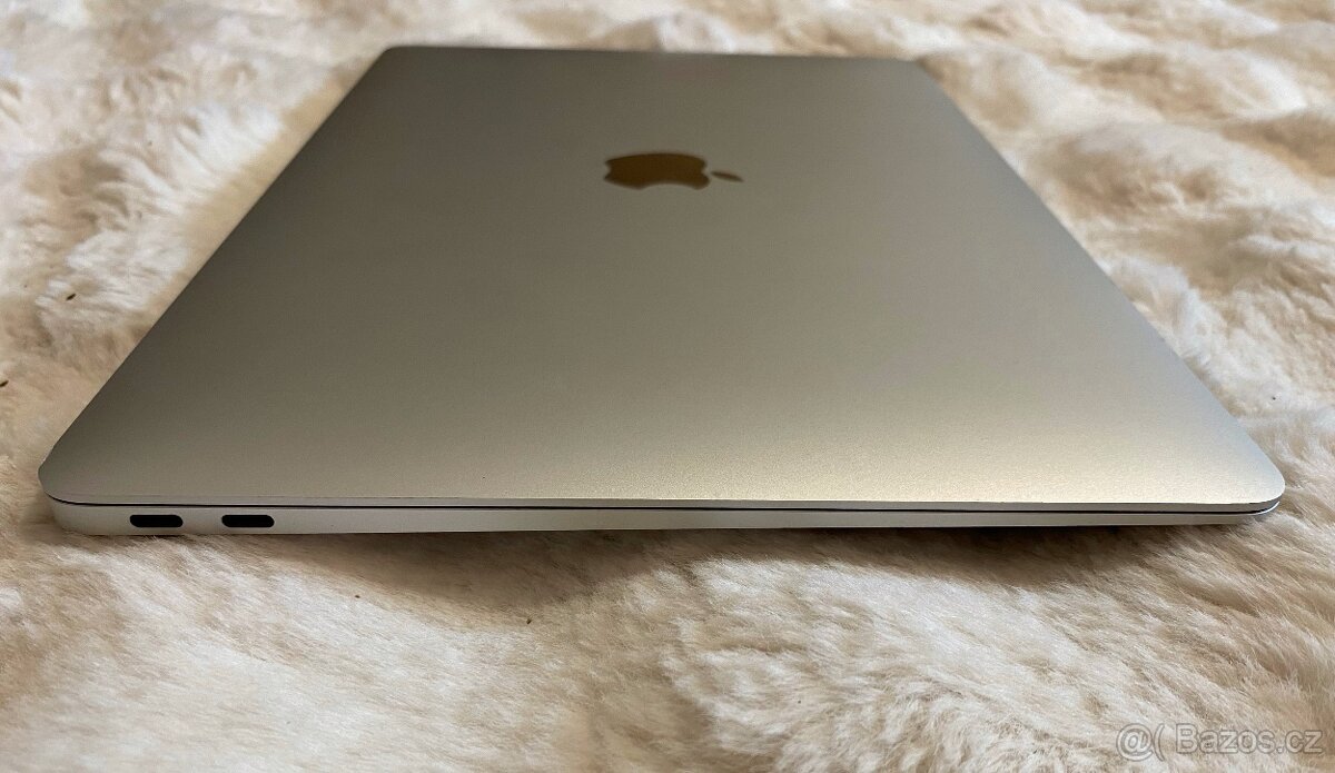 MacBook Air 2020 M1 256gb - 6