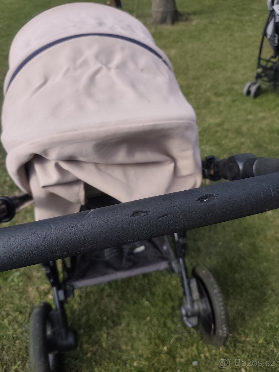 Kočárek pro sourozence - 6