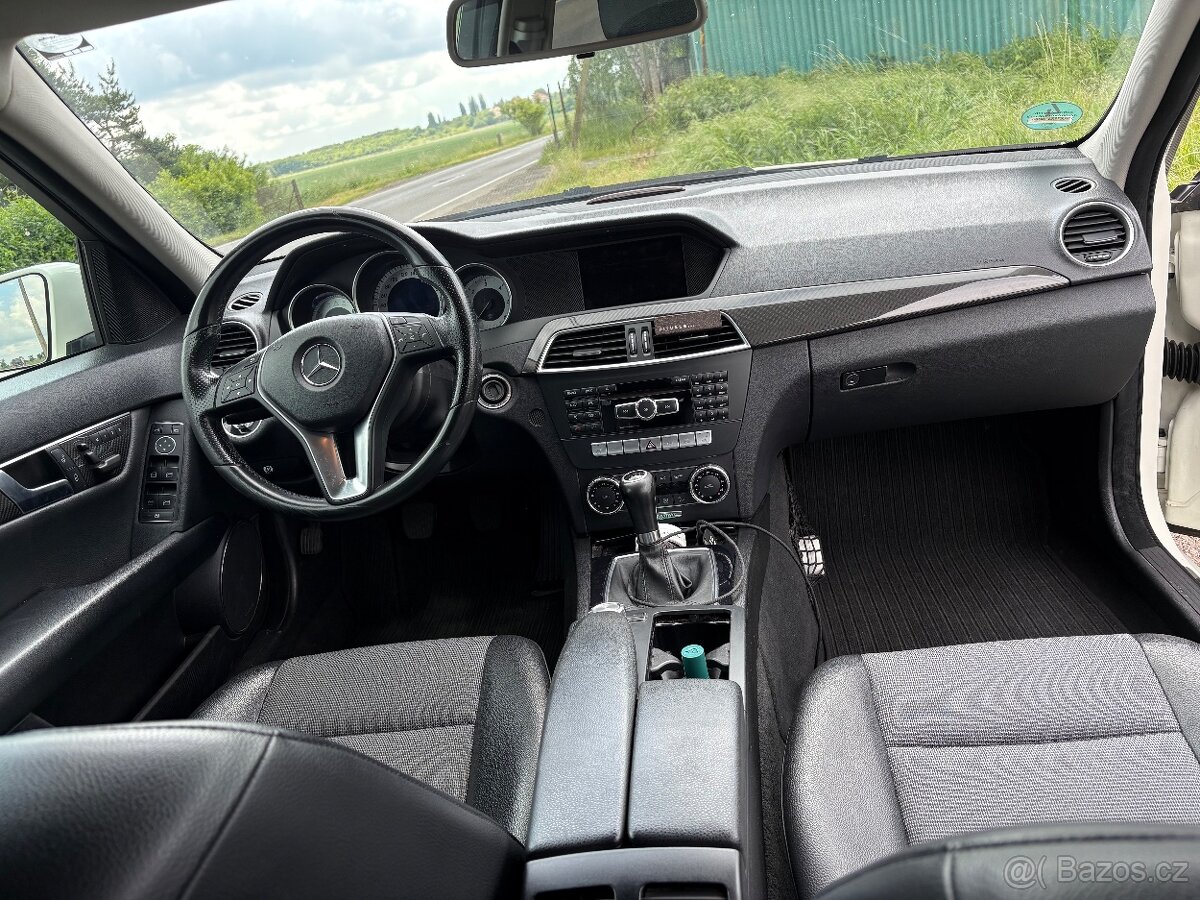 Mercedes Benz C250 - 6