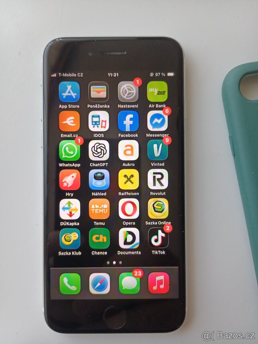 Apple iPhone SE 2020 64GB - 6