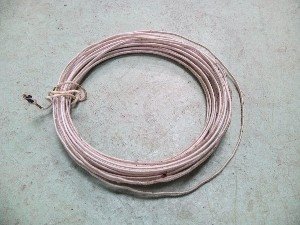 kabely, řezačka, a hliníková folie - 6