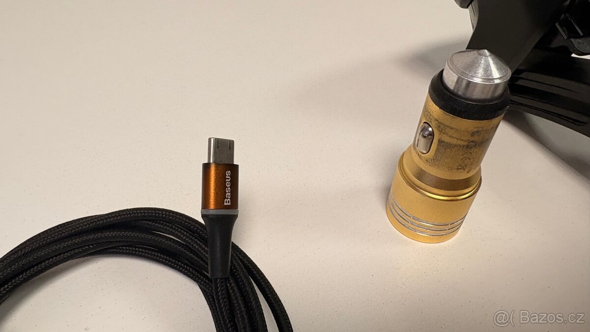 Drzak mobilniho telefonu do auta - 6