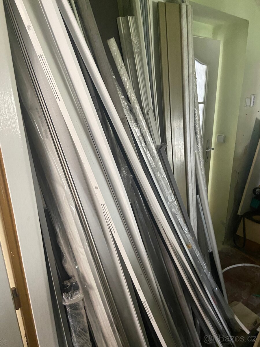 Okenní kování roto - 6