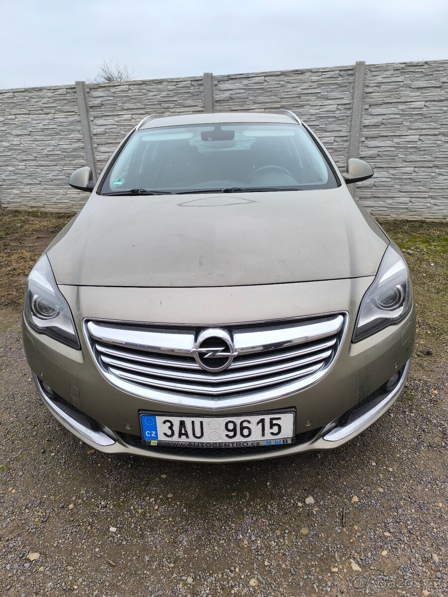 Opel Insignia sport tourer - 6