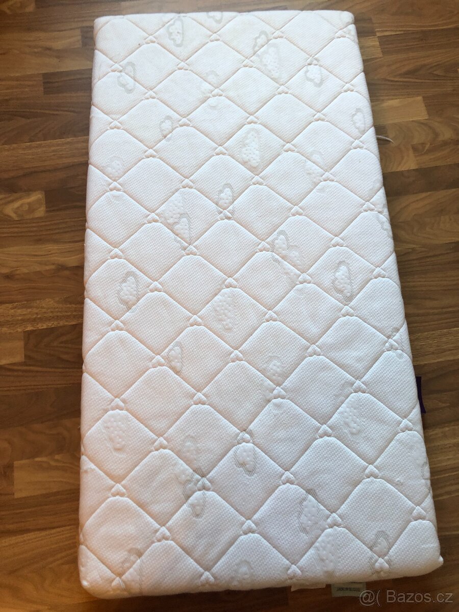 Dětská postýlka a příslušenství - 6