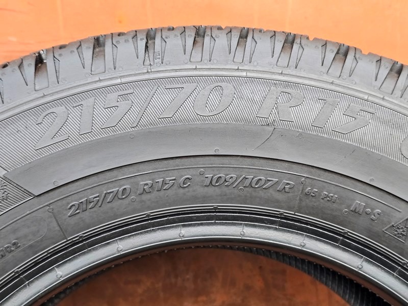 Zimní Matador 215/70/15C - 6