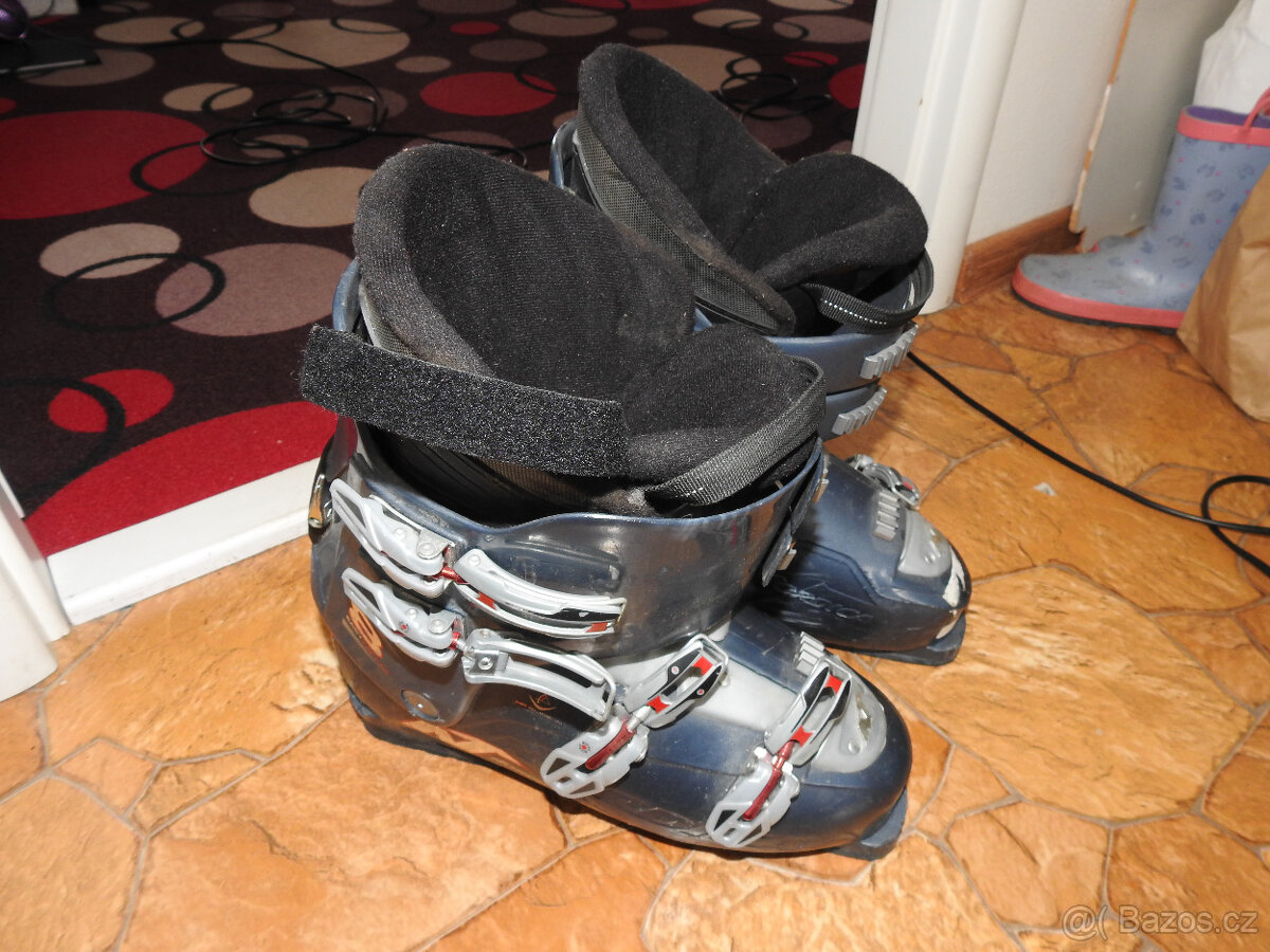 lyže volkl včetně hůlek a lyžářských bot - 6